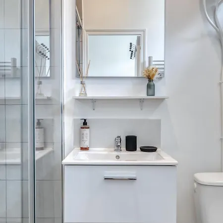 Bienvenue Chez Brousse Renove Proche Quais Et Prefecture Apartmán
